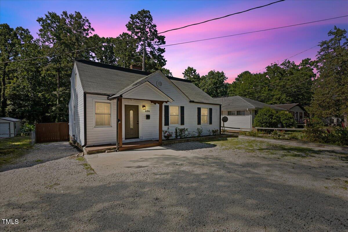606 E Club Boulevard