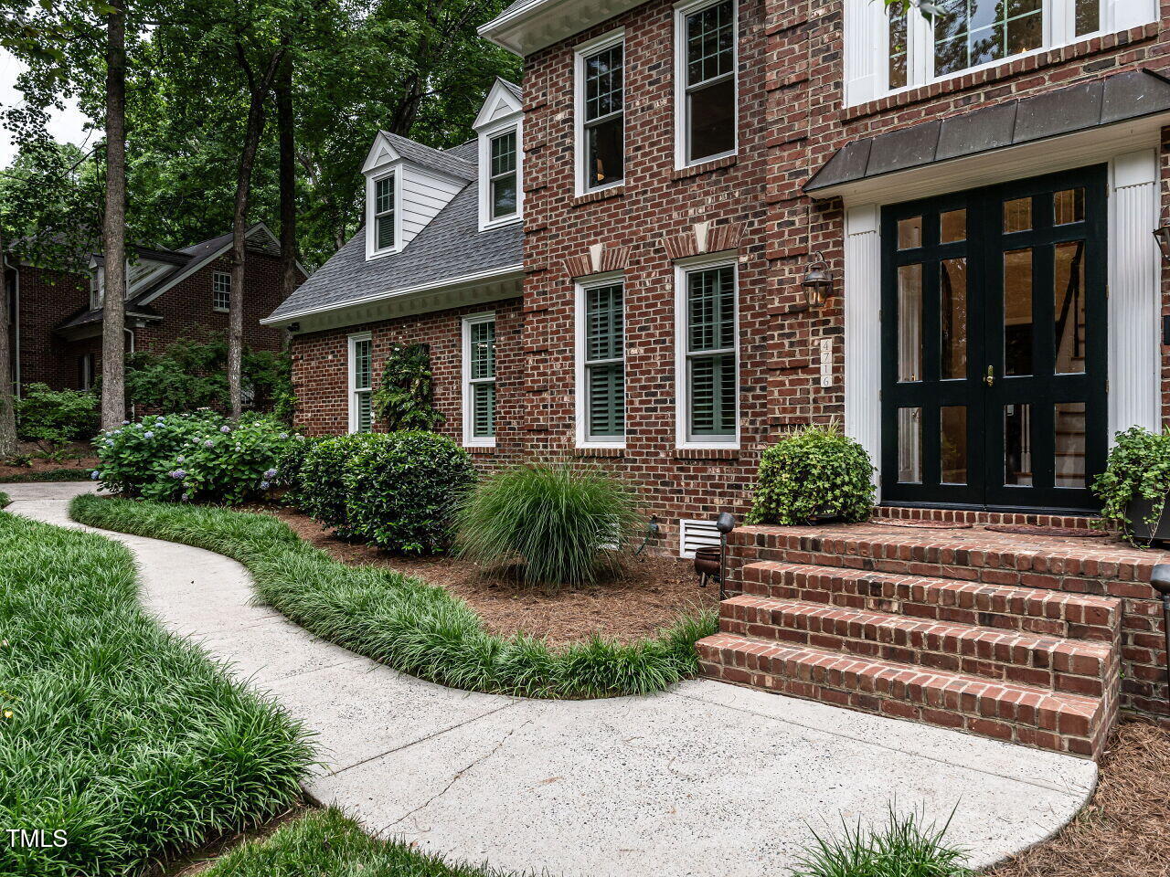 4716 Shadow Ridge Court