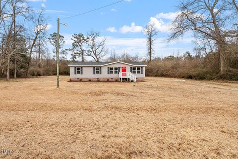 A home in Lillington