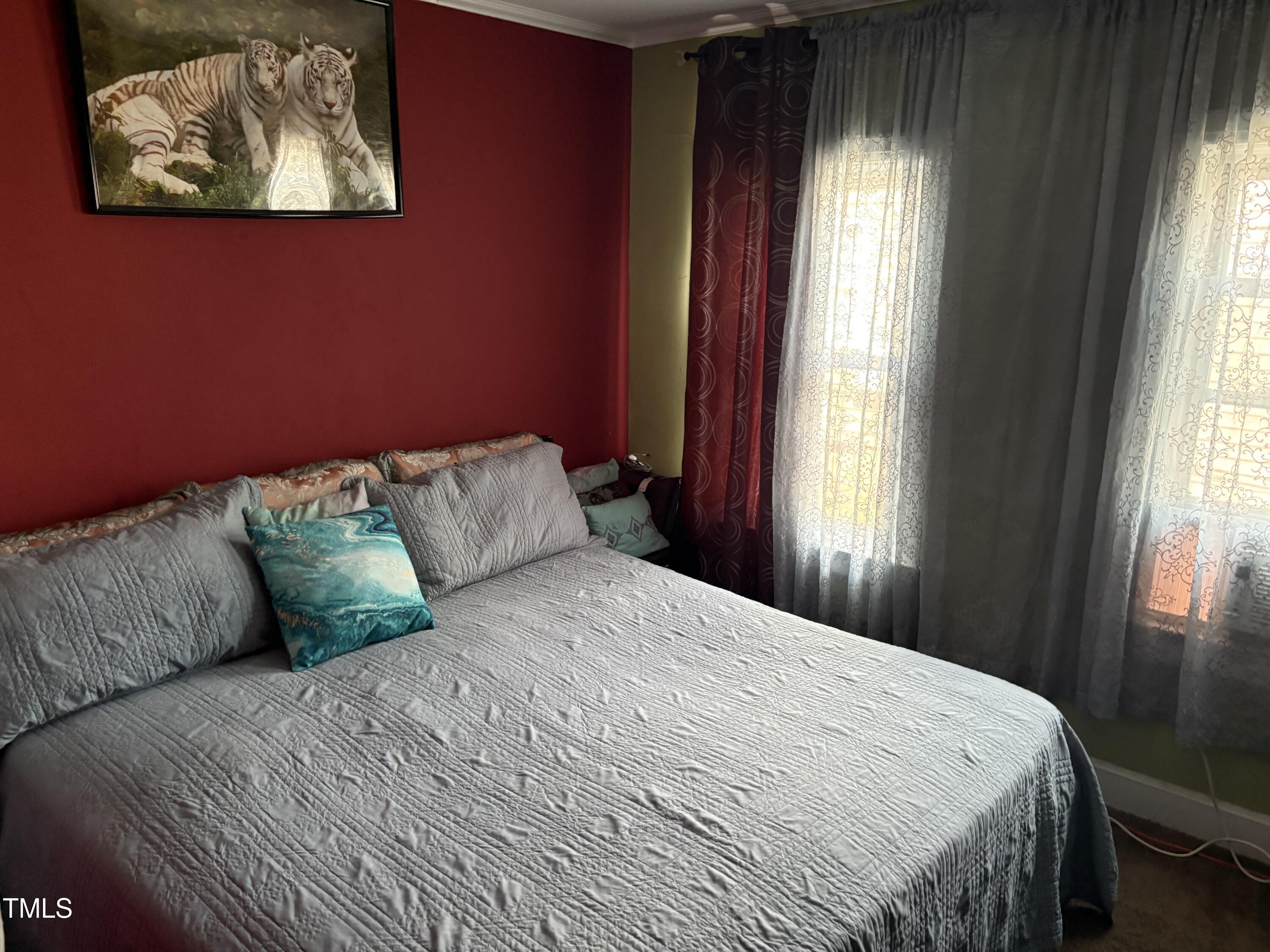 114 E Club Boulevard