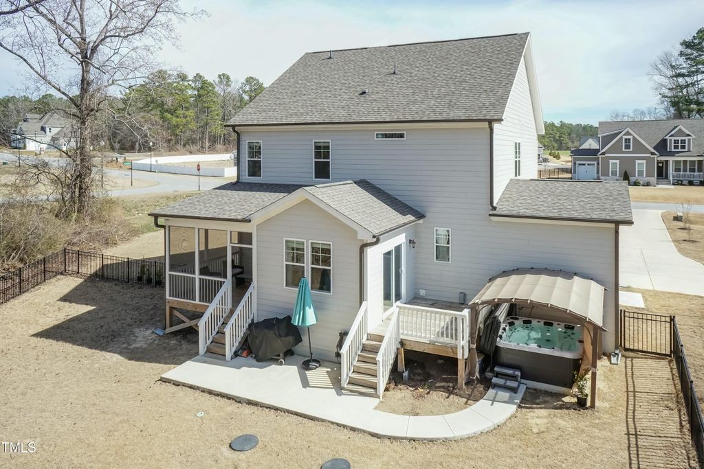 listing image 42