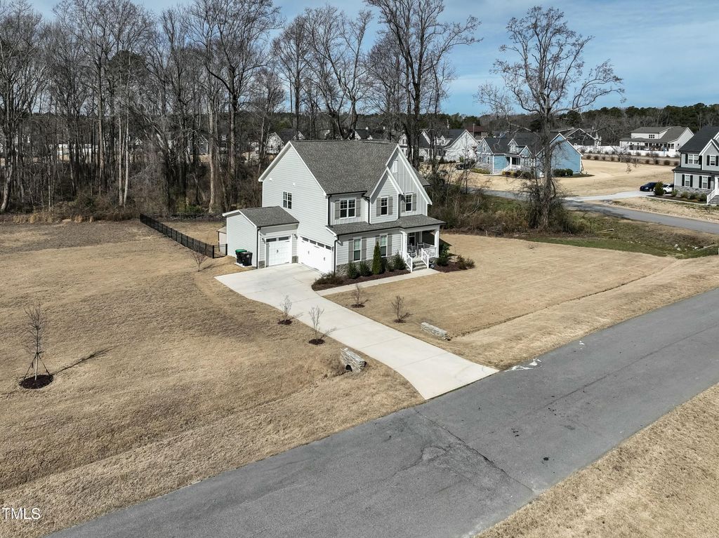 listing image 49
