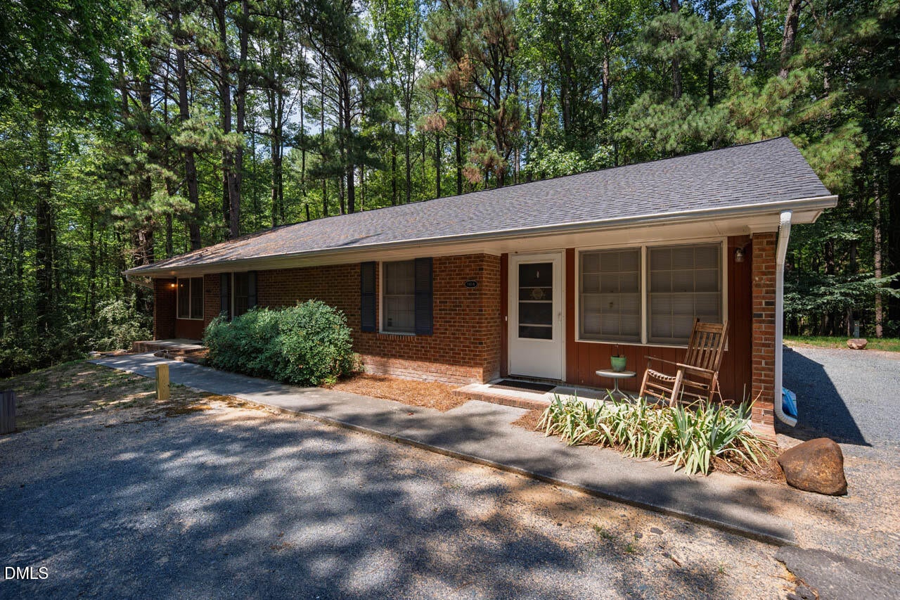 543-549 Cedar Lake Road