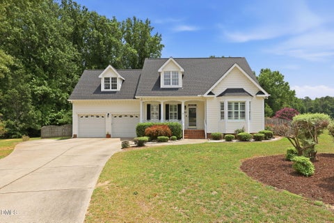 Photo of 50 Farmridge Court, Angier, NC 27501 (MLS # 10176903)