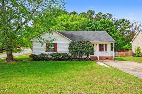 956 S Philwood Court Fuquay Varina NC 27526