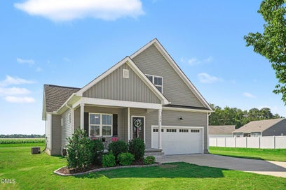 176 Glenwood Place Kenly NC 27542