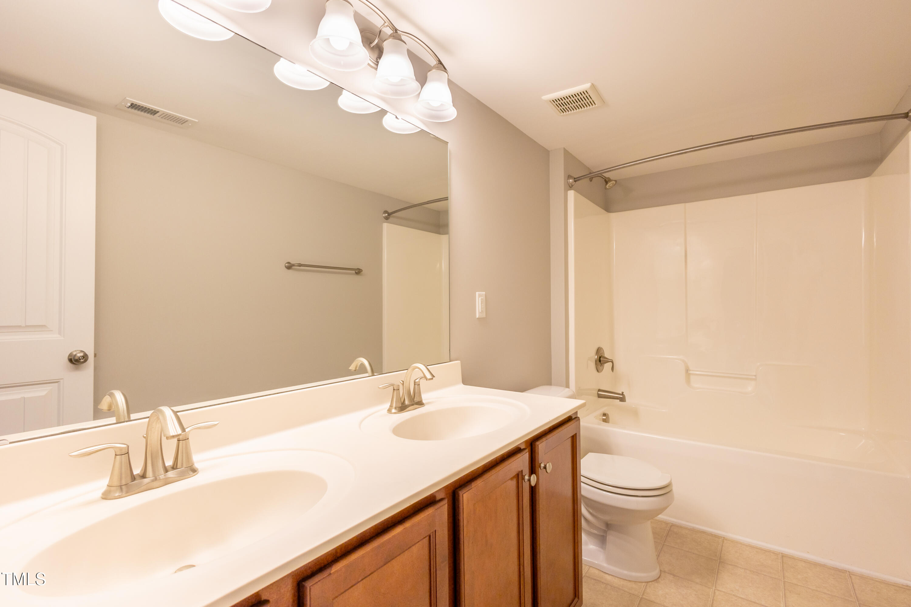 14 Prairie View Court