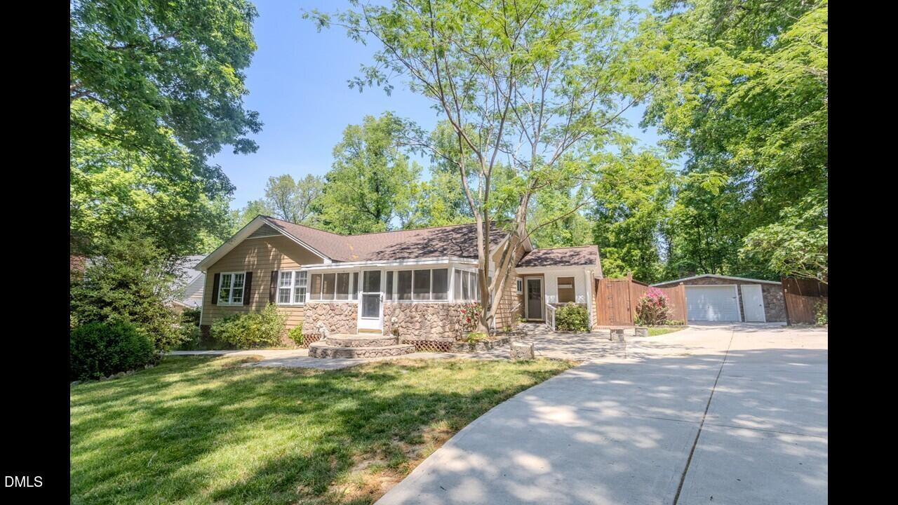 906 Andersonwood Drive