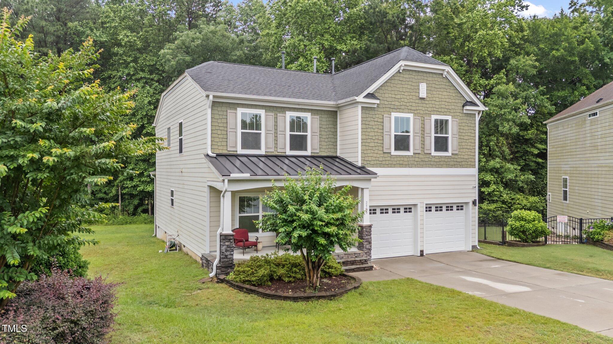 2709 Banks Lake Court