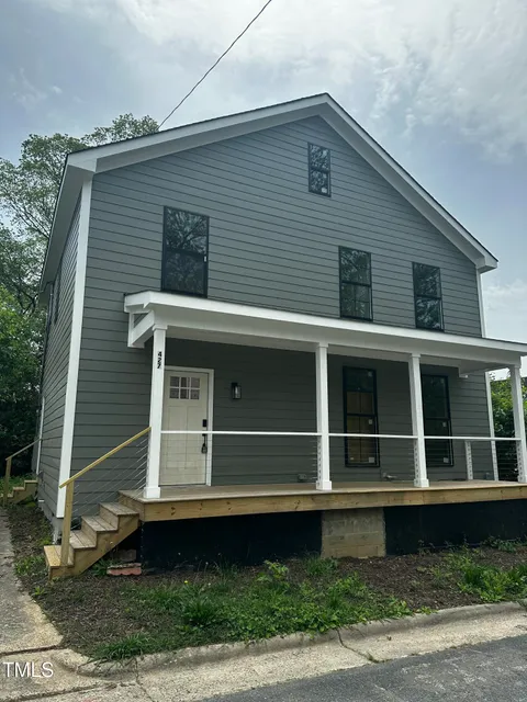 MLS: 10090925