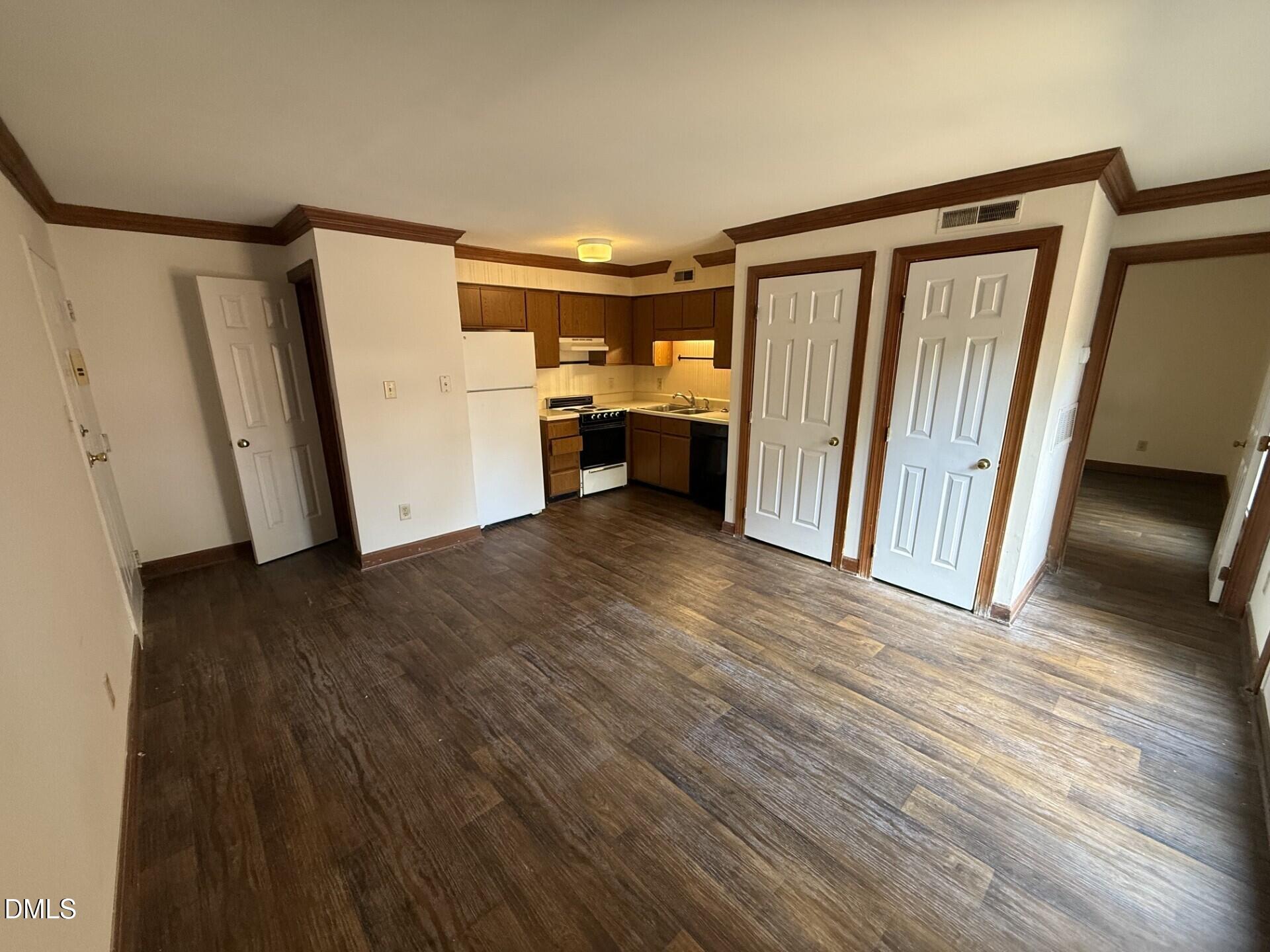 3603 Ivy Commons Drive
