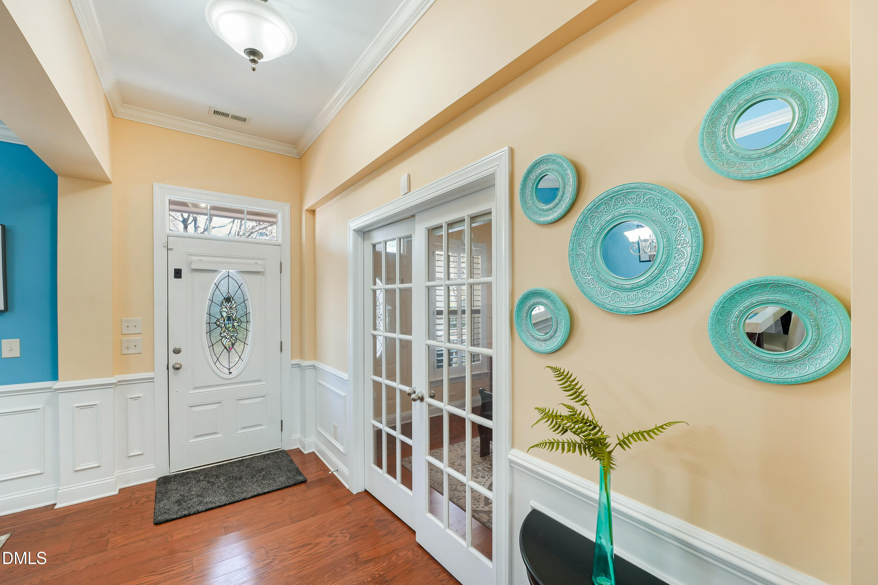 847 Historian Street