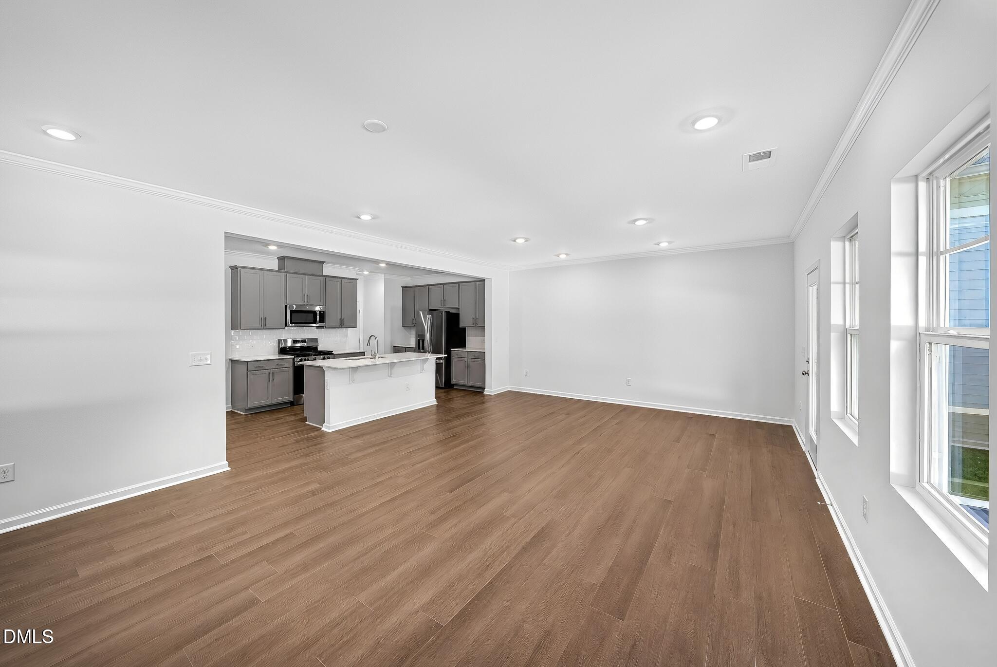 128 Tree Moss Court