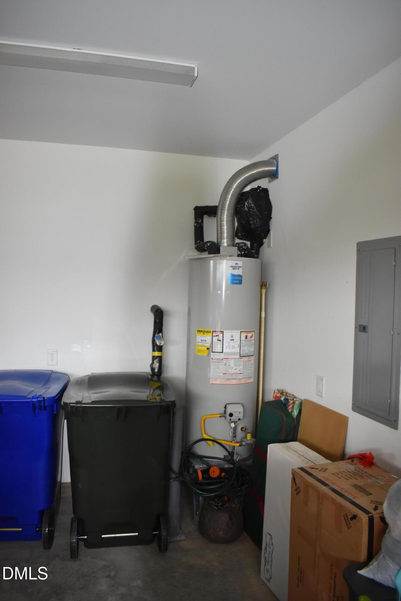 1001 Masters Place Way