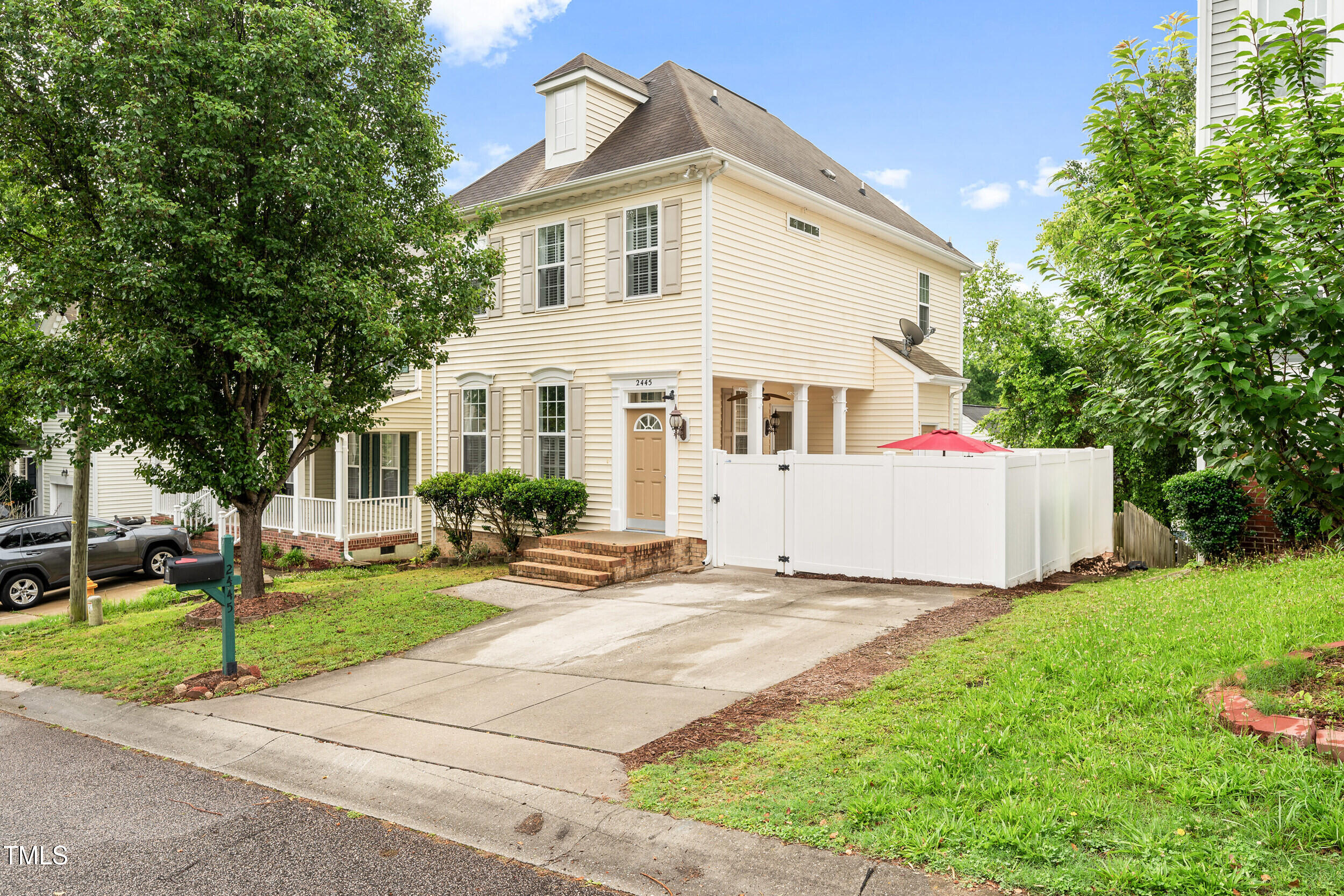 2445 Sapphire Valley Drive