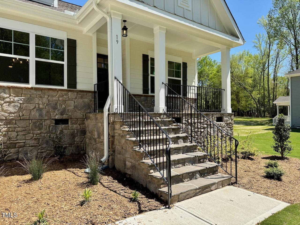19 Covey Rise Way
