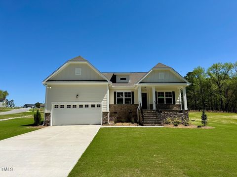 19 Covey Rise Way Lillington NC 27546
