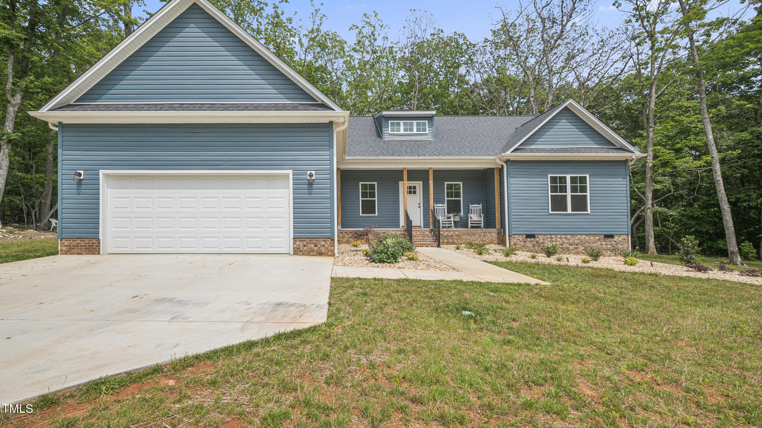 5550 Mountain Trail