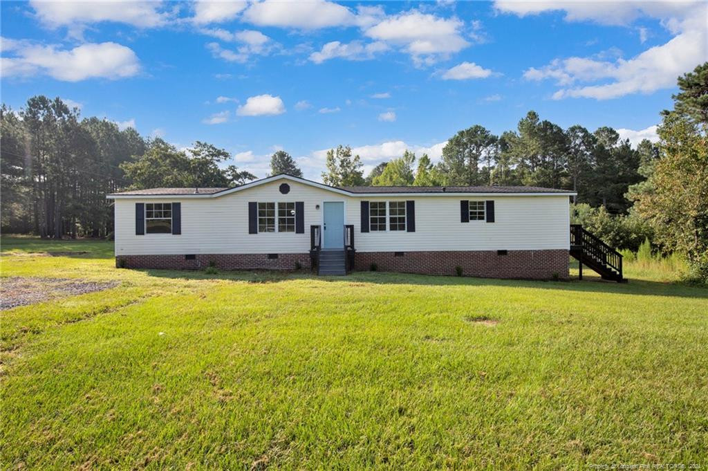 View Sanford, NC 27332 house