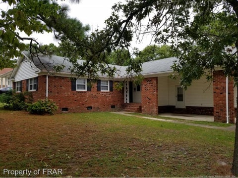 Photo of 443 Shoreline Drive, Fayetteville, NC 28311 (MLS # LP766586)