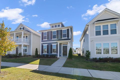 Photo of 253 Pear Blossom Parkway, Clayton, NC 27520 (MLS # 10128308)