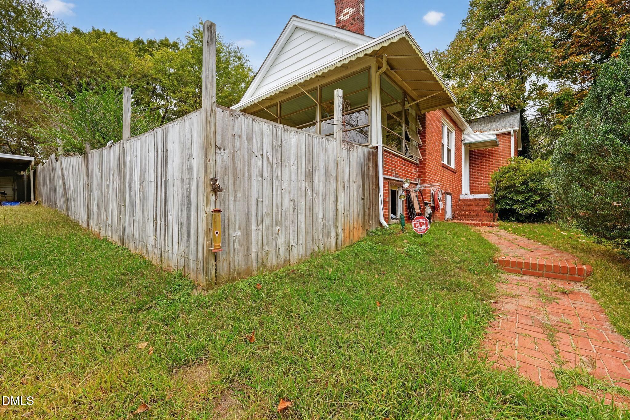 206 S Bellvue Street