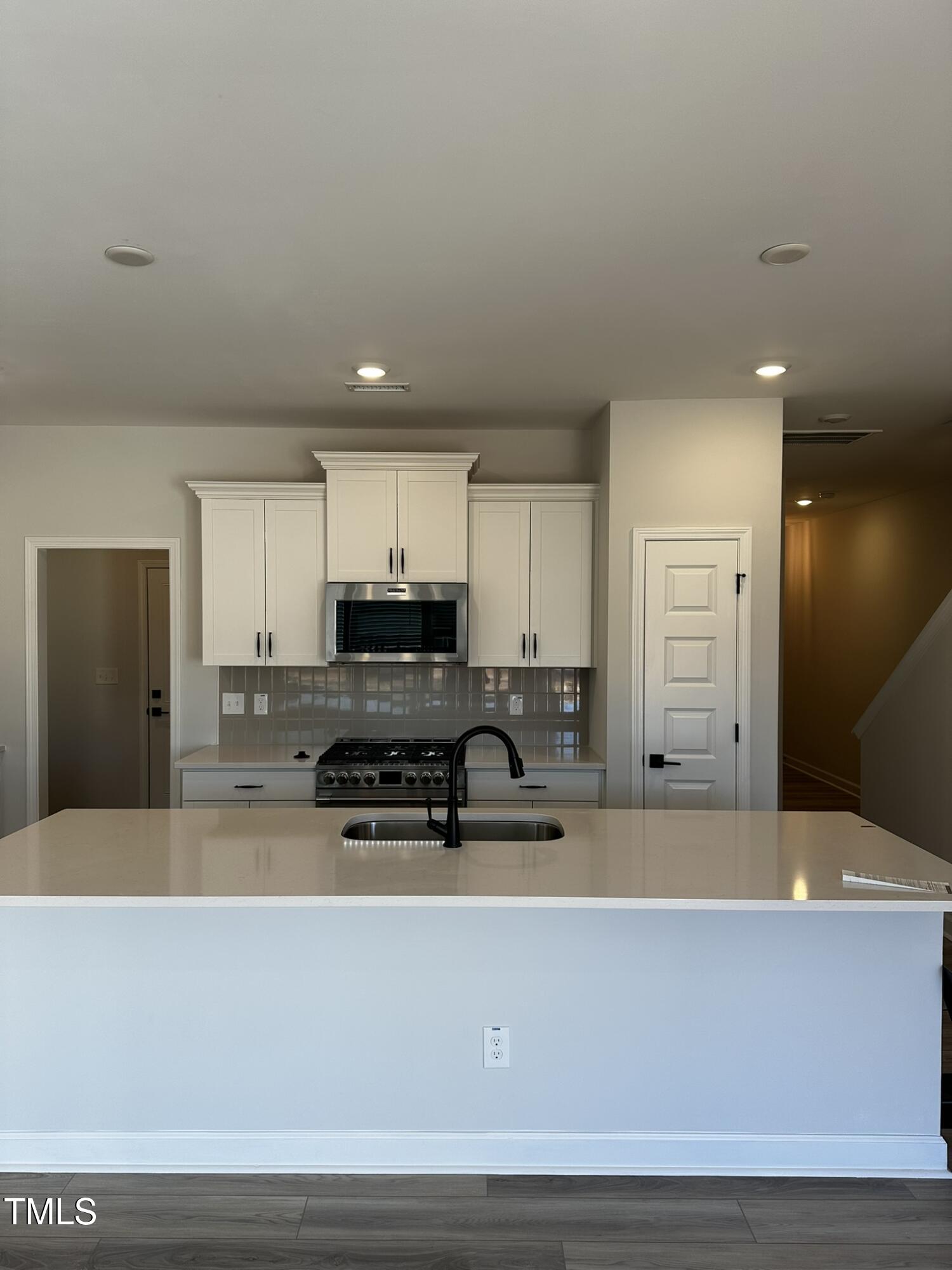 1010 Westerland Way 200