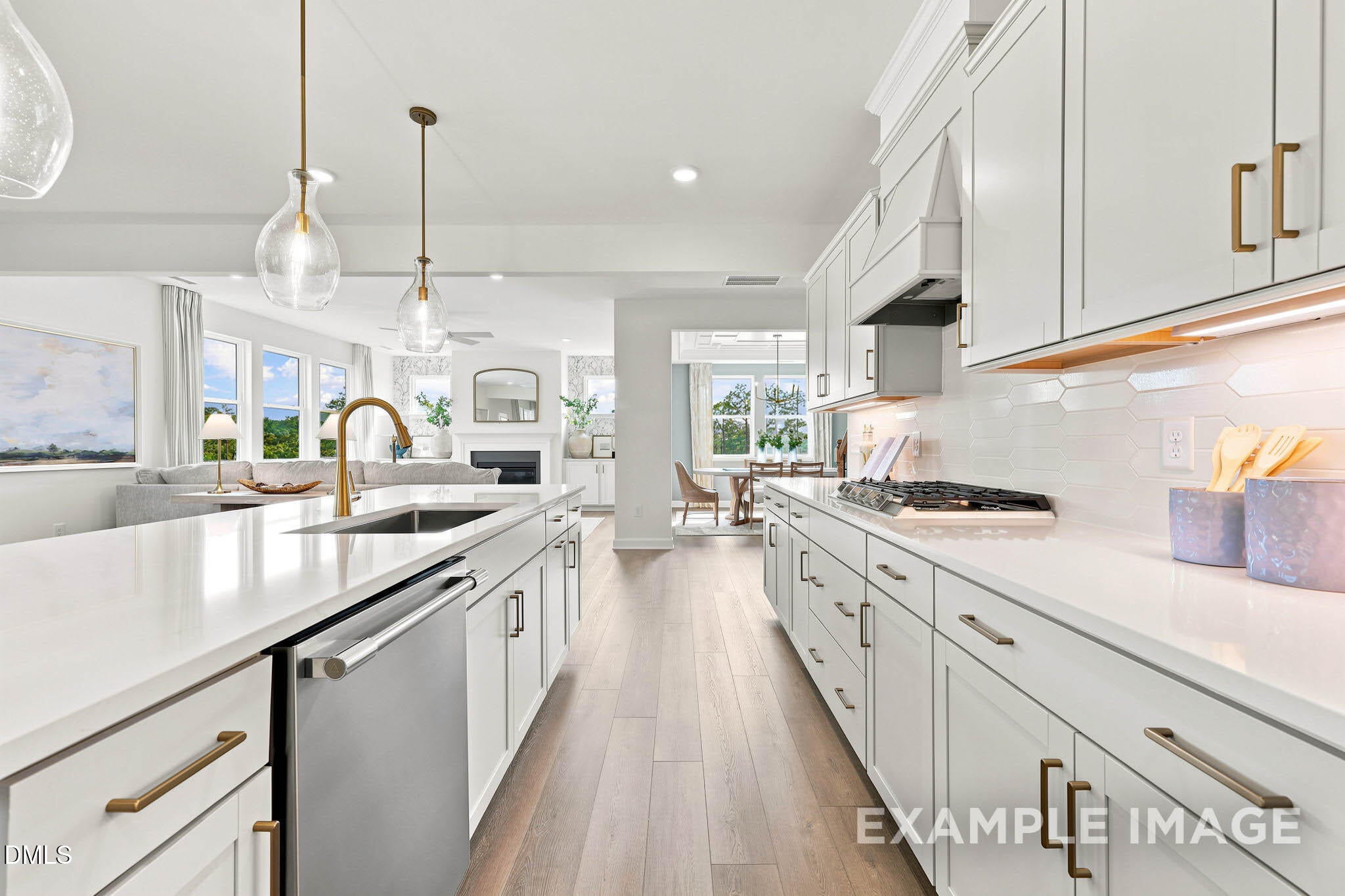 563 Whinfield Place