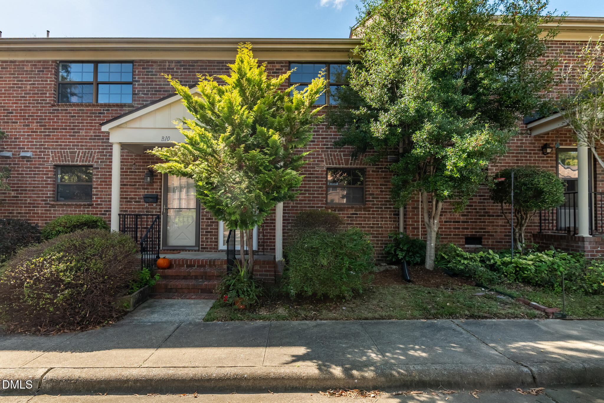 105 Fidelity Street B9