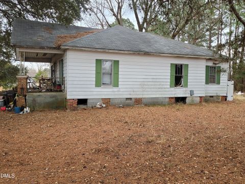 2871 Old School Road Four Oaks NC 27524