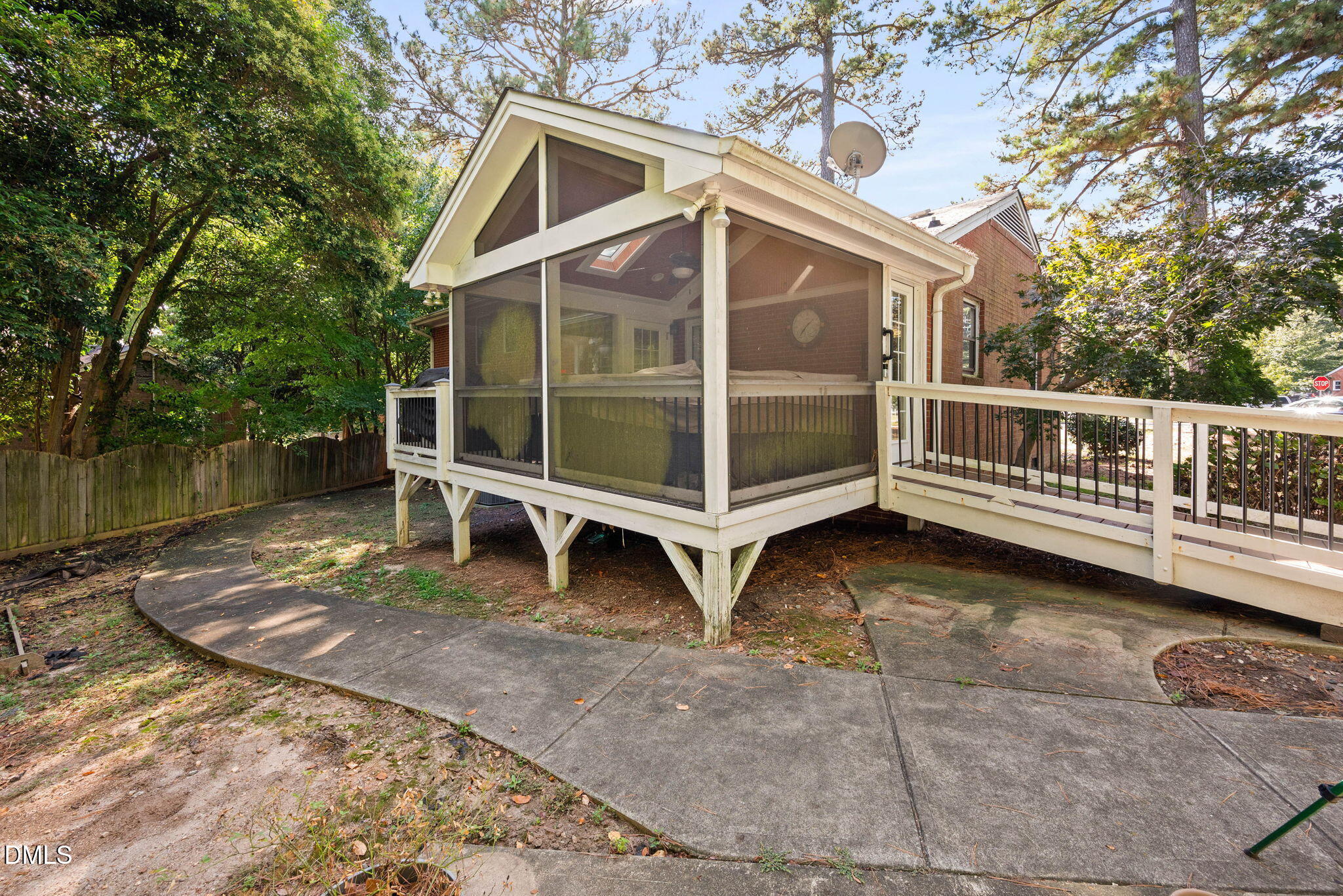 3236 Ward Road