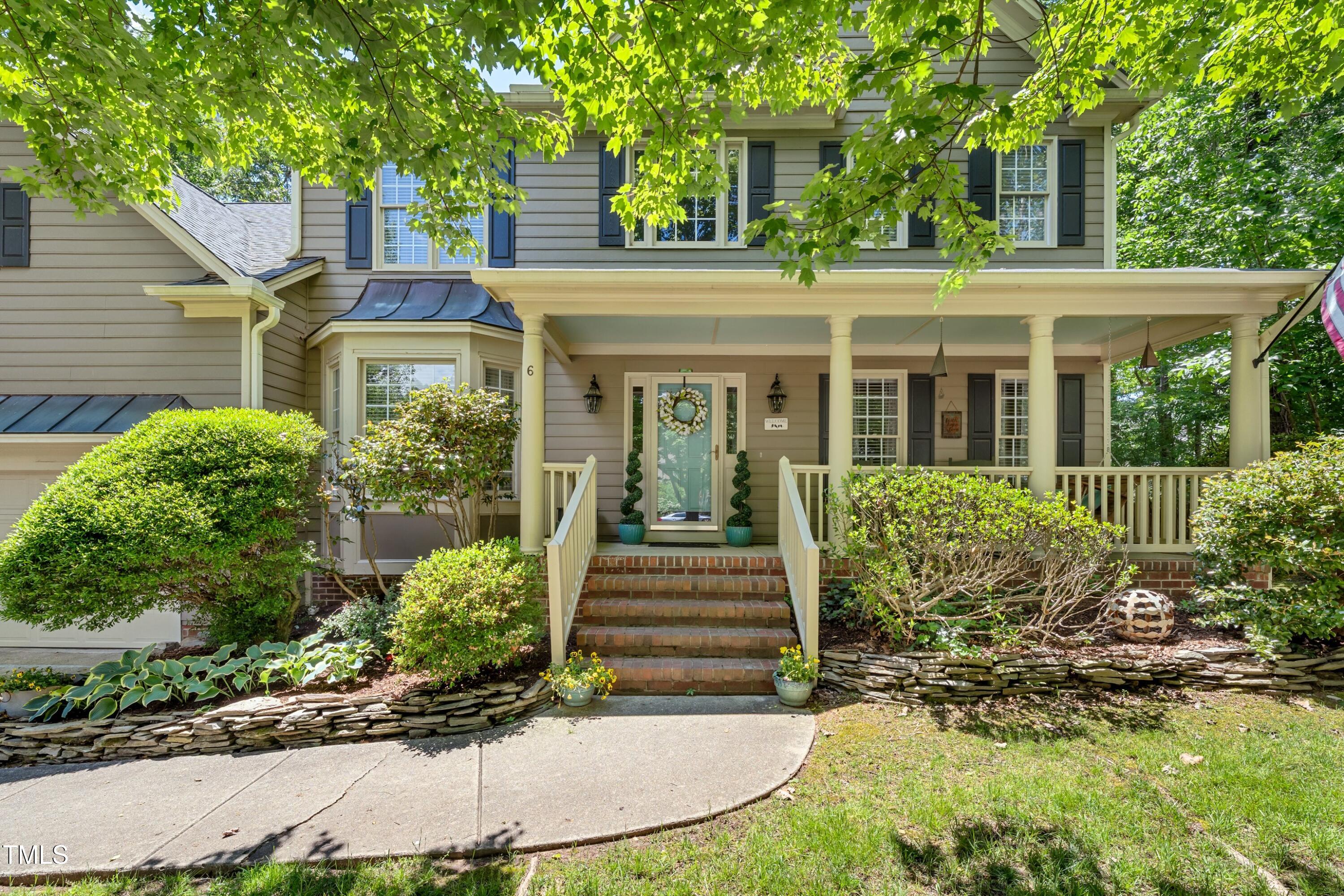6 Gasper Court