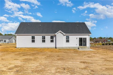 Single Family Residence in Lillington NC 15 Jones Creek Lane 16.jpg