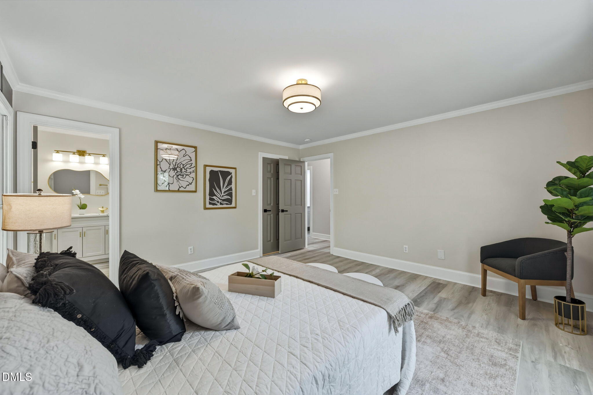 600 Brittany Bay E