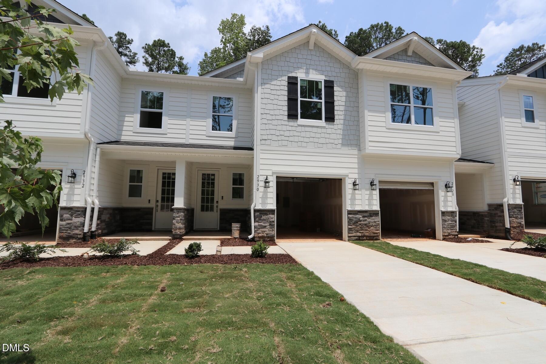 2930 Spring Manor Way