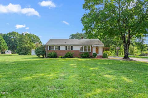 Photo of 264 Dixon Road, Graham, NC 27253 (MLS # 10179983)