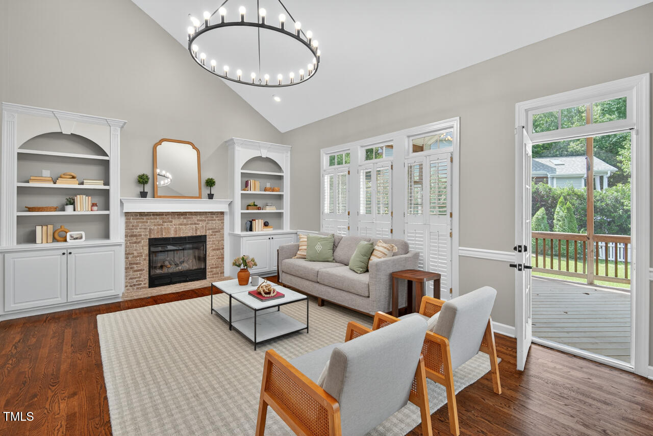 Cary, North Carolina 27519, United States, 5 Bedrooms Bedrooms, ,3 BathroomsBathrooms,Residential,Active,199007