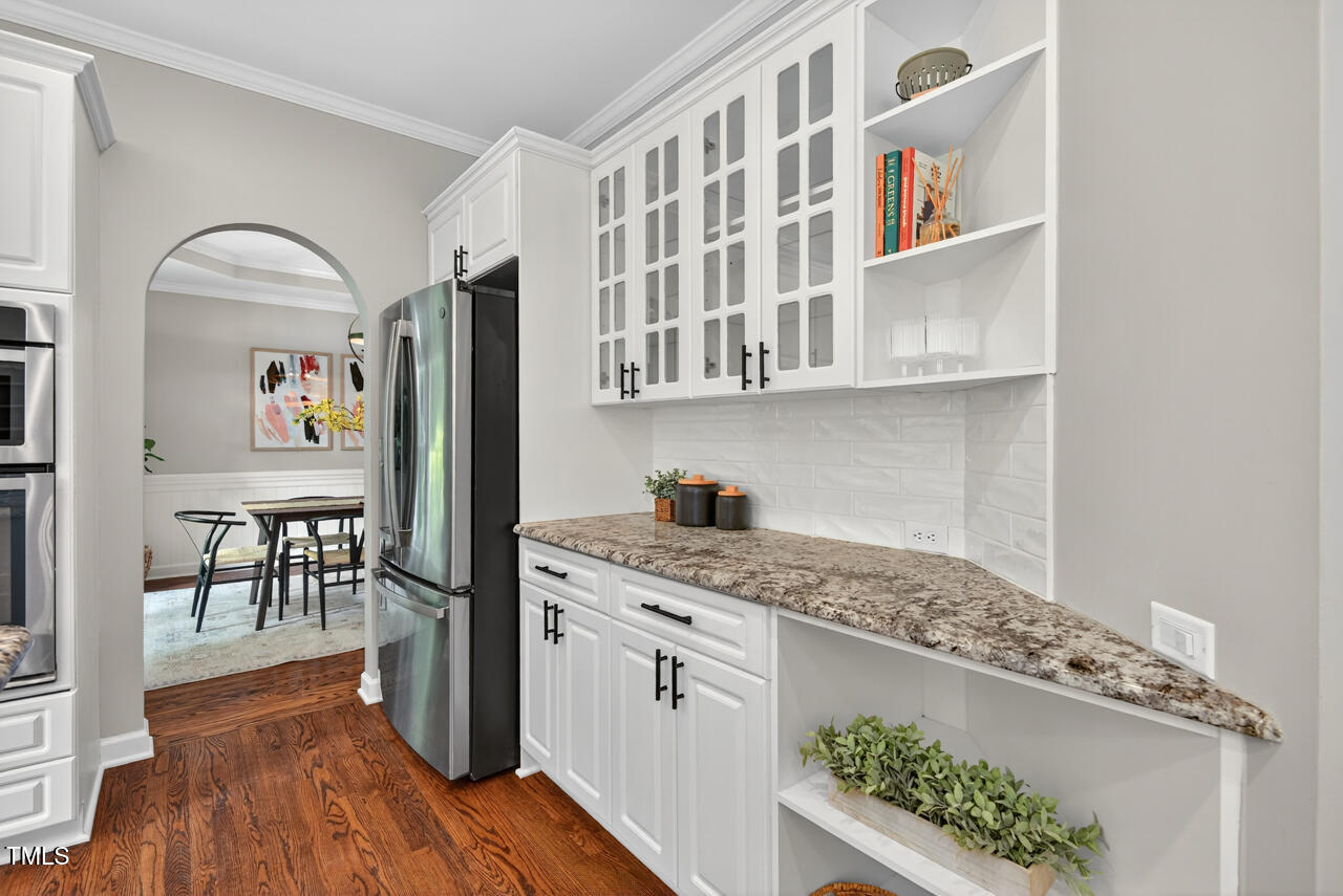 Cary, North Carolina 27519, United States, 5 Bedrooms Bedrooms, ,3 BathroomsBathrooms,Residential,Active,199007