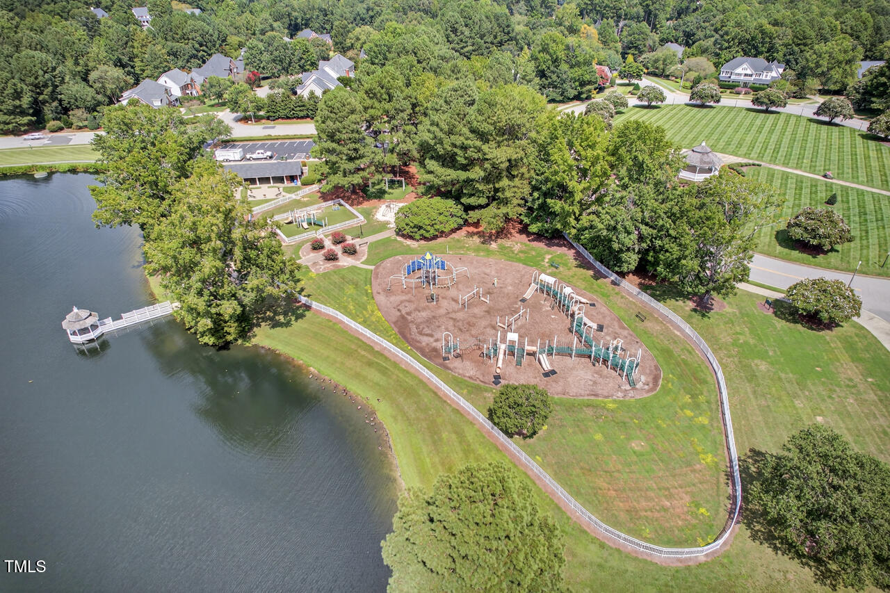 Cary, North Carolina 27519, United States, 5 Bedrooms Bedrooms, ,3 BathroomsBathrooms,Residential,Active,199007