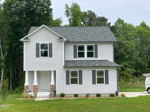 Single Family Residence in Benson NC 300 Starry Sky Drive.jpg