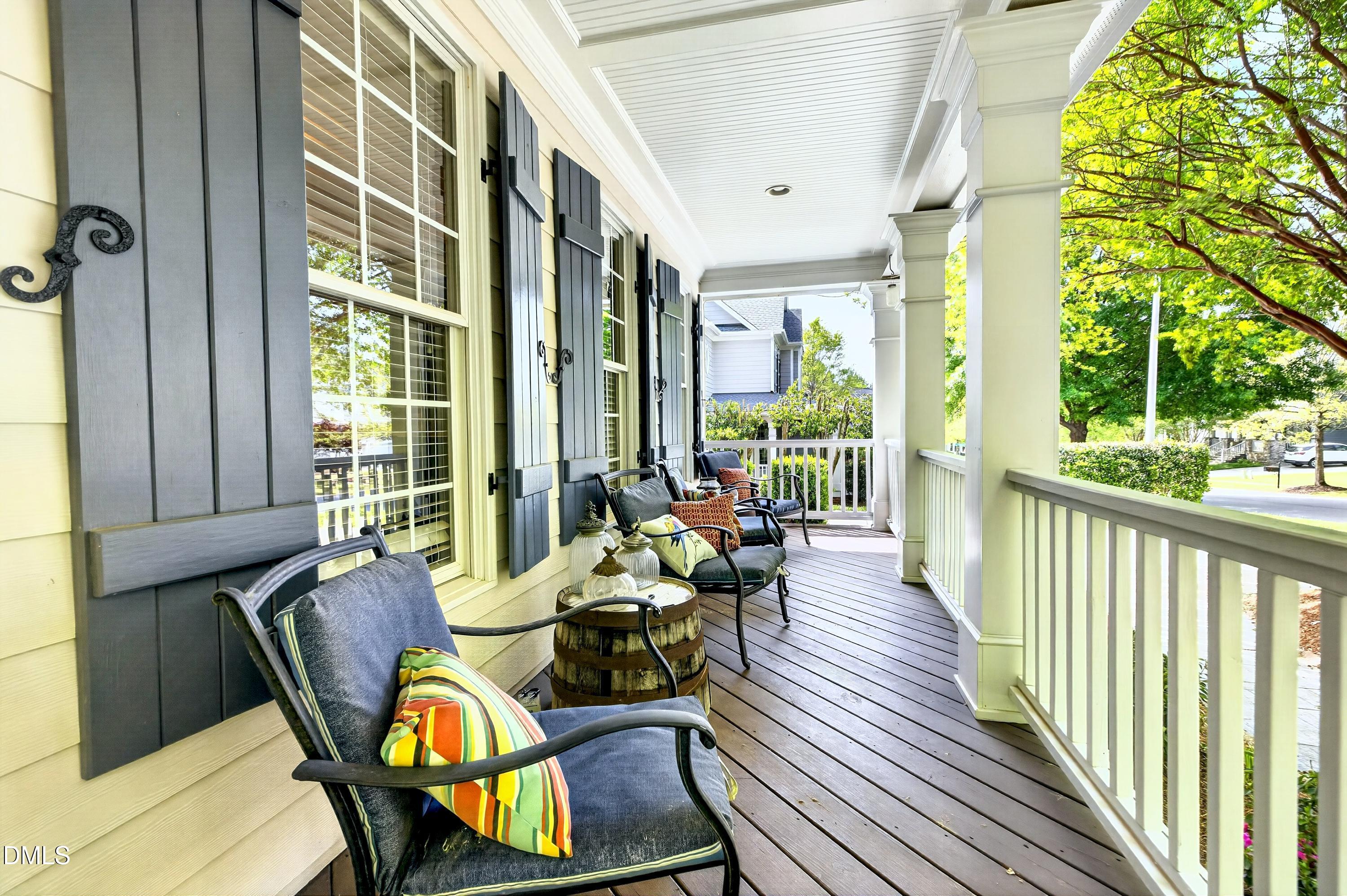 101 Sunset Oaks Drive