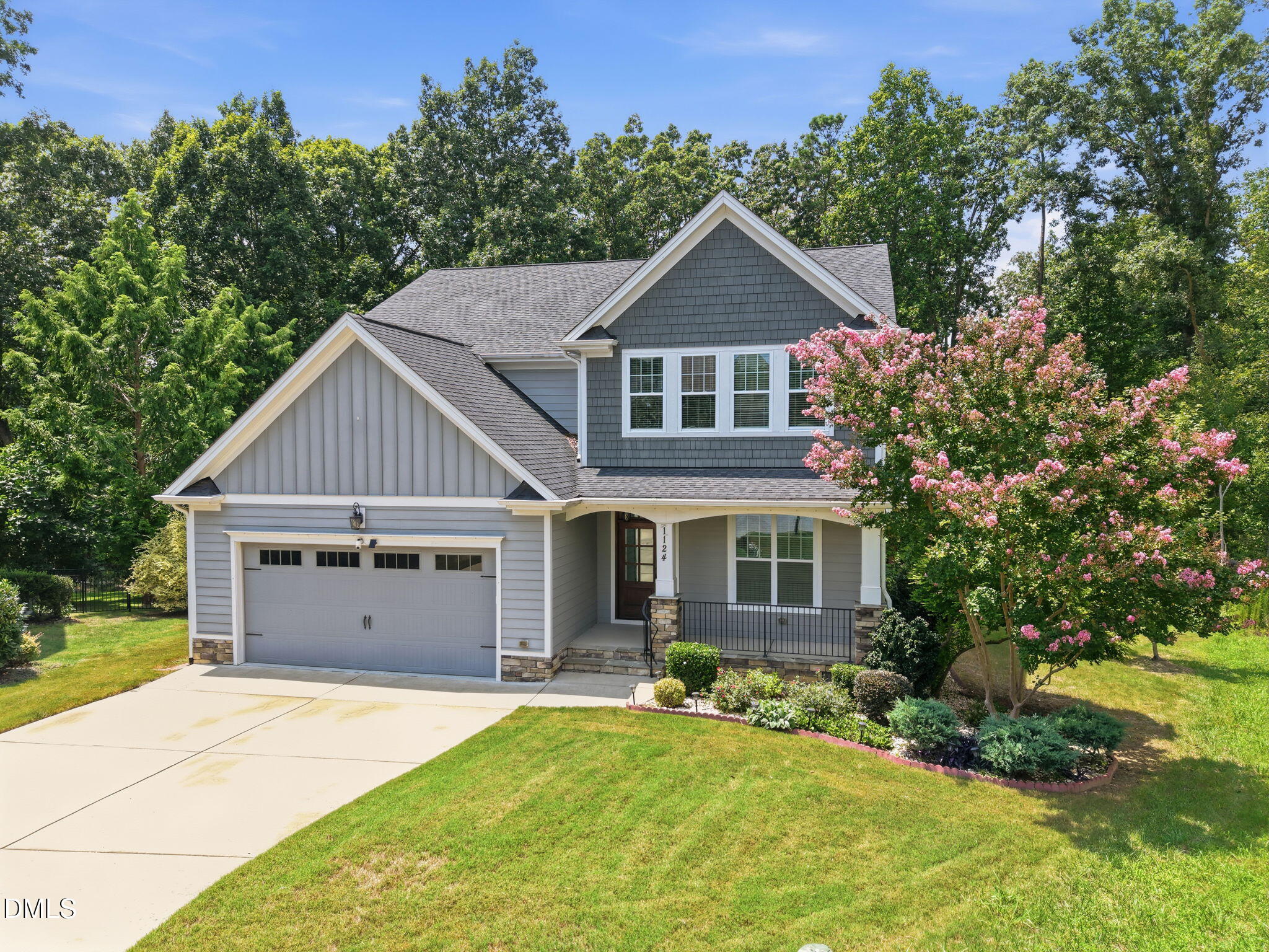 1124 Armsleigh Court