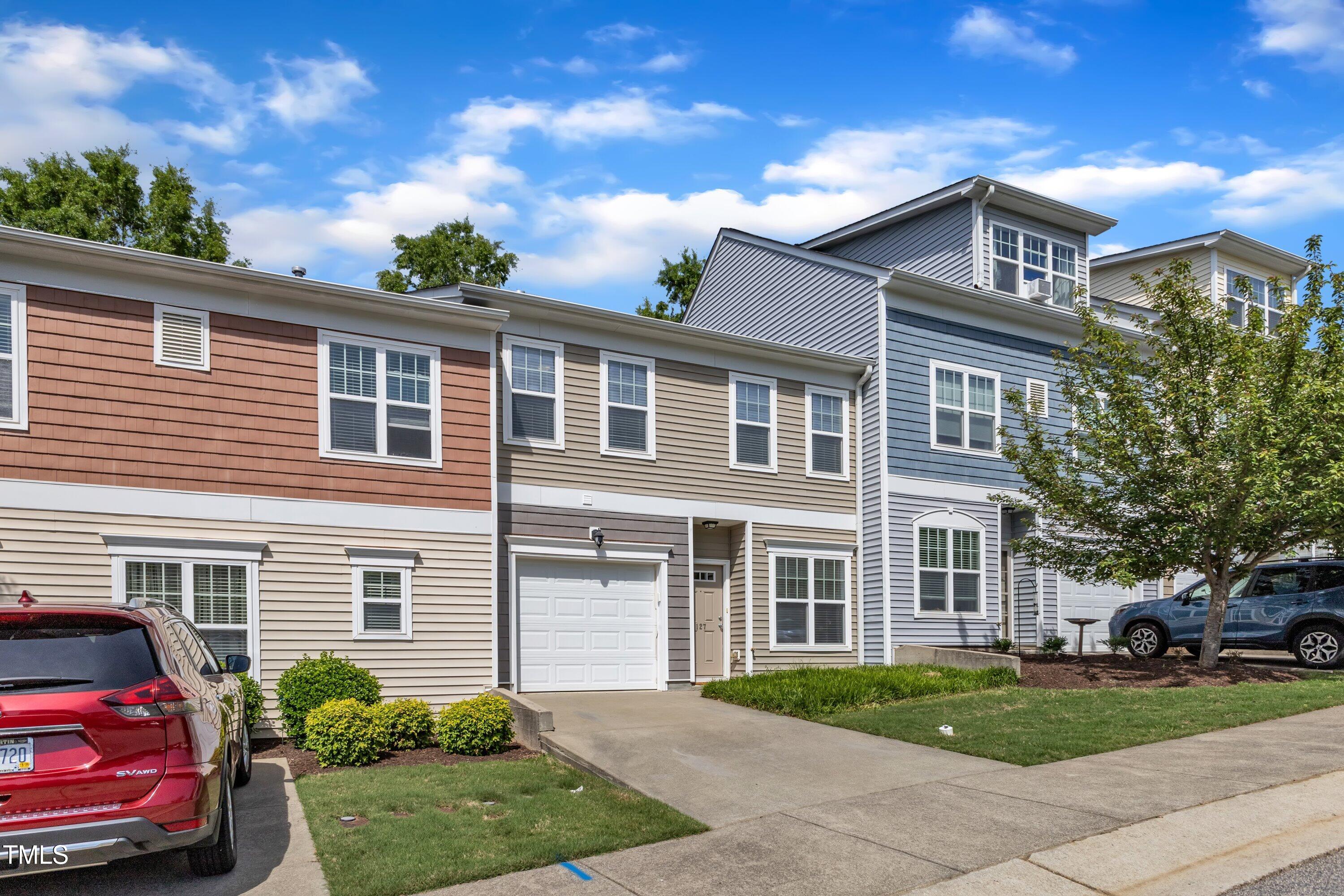 127 Deacon Ridge Street