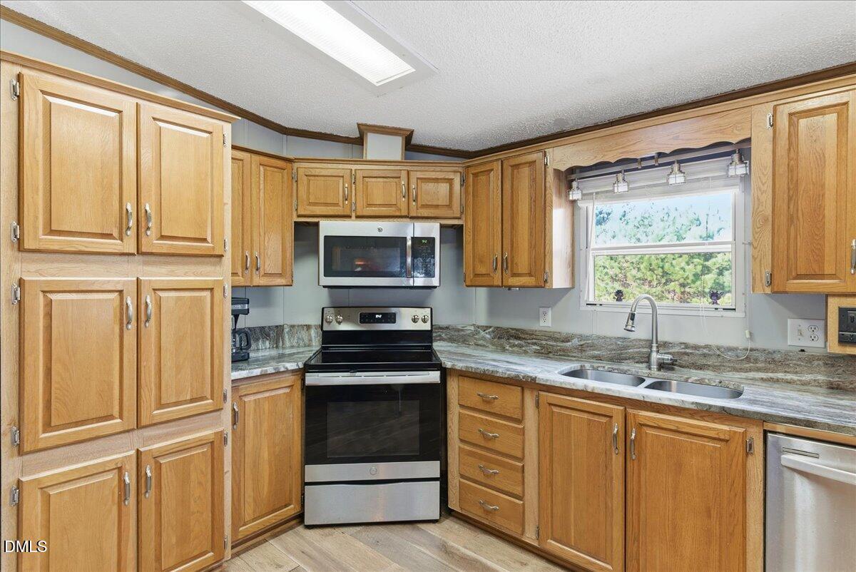 1190 Little Mountain Road