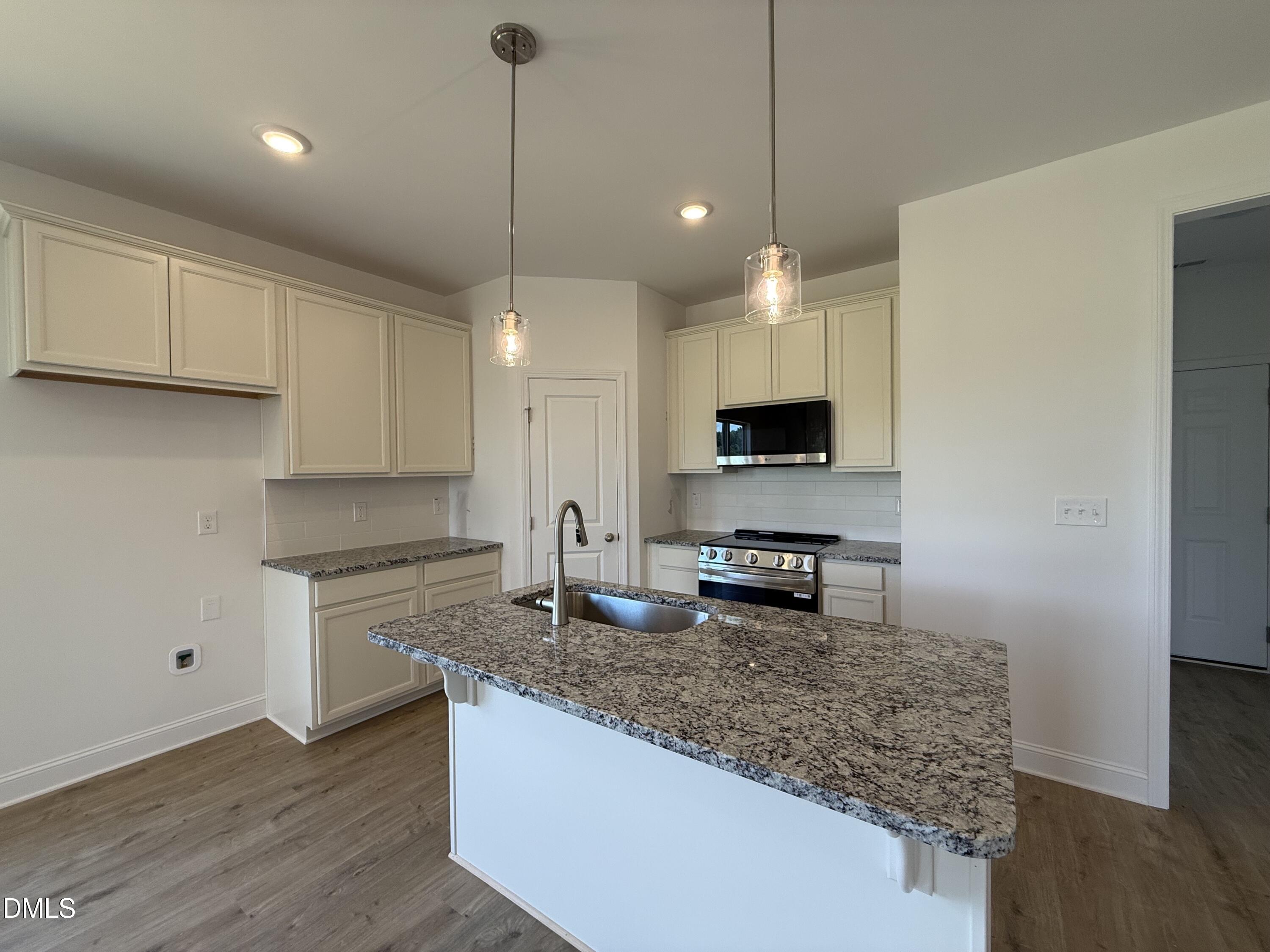 156 Longfield Court