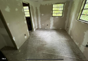 3541 Holden Acres Drive