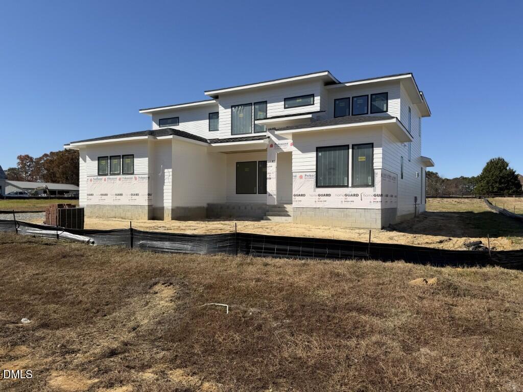 5856 Carriage Gate Drive