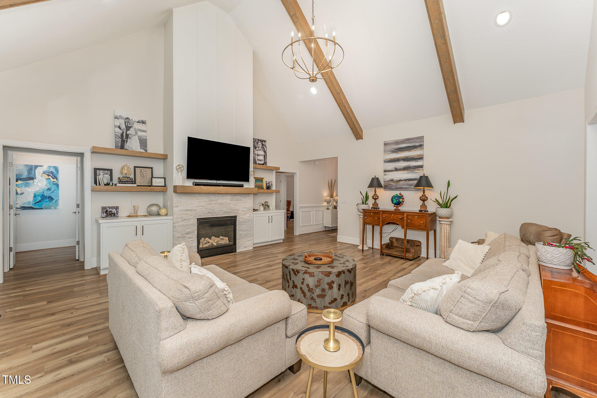 1101 Bessie Court