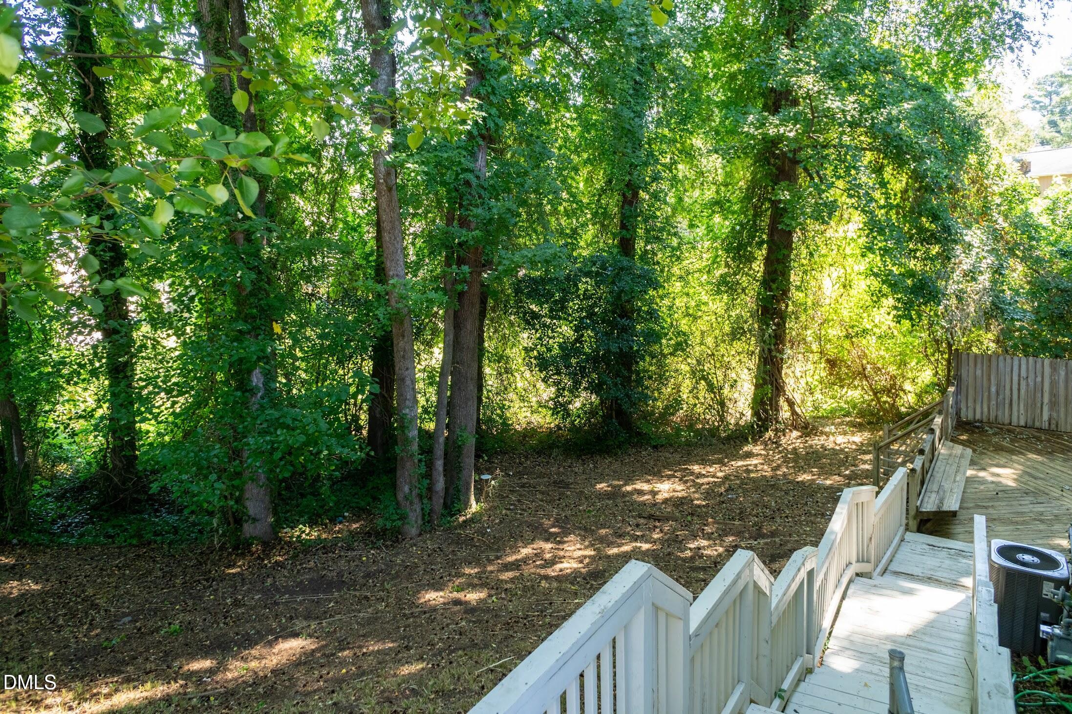 2209 Quartz Court