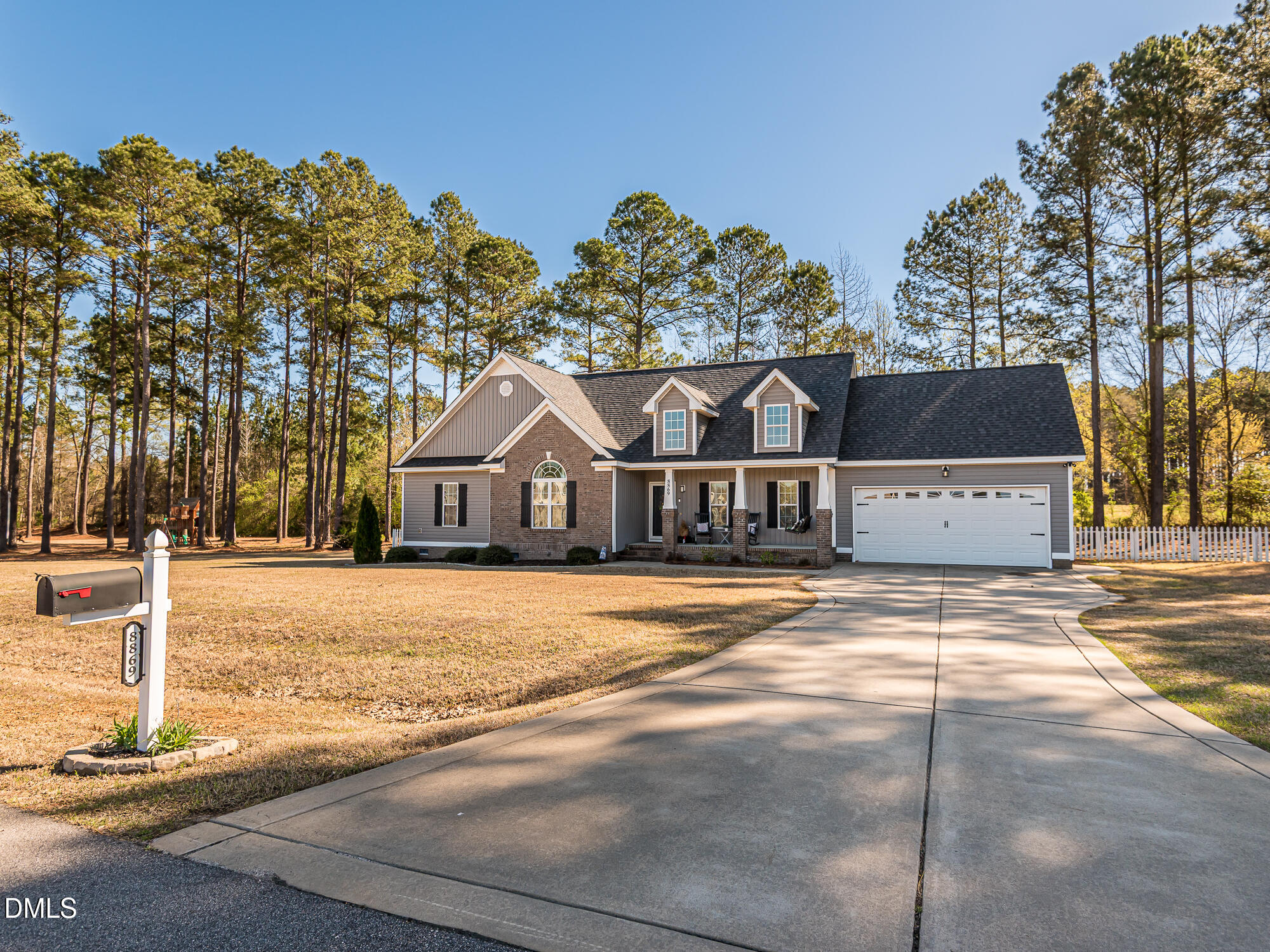 8869 Surrey Top Road